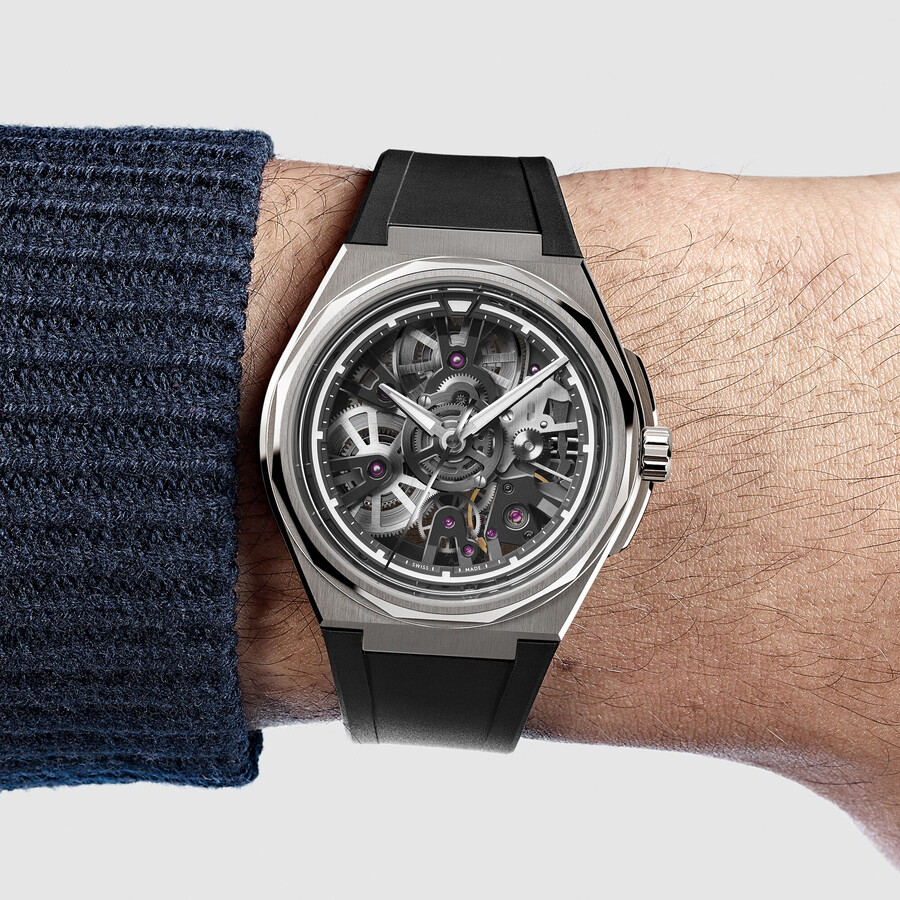 zwölf x ti christopher ward